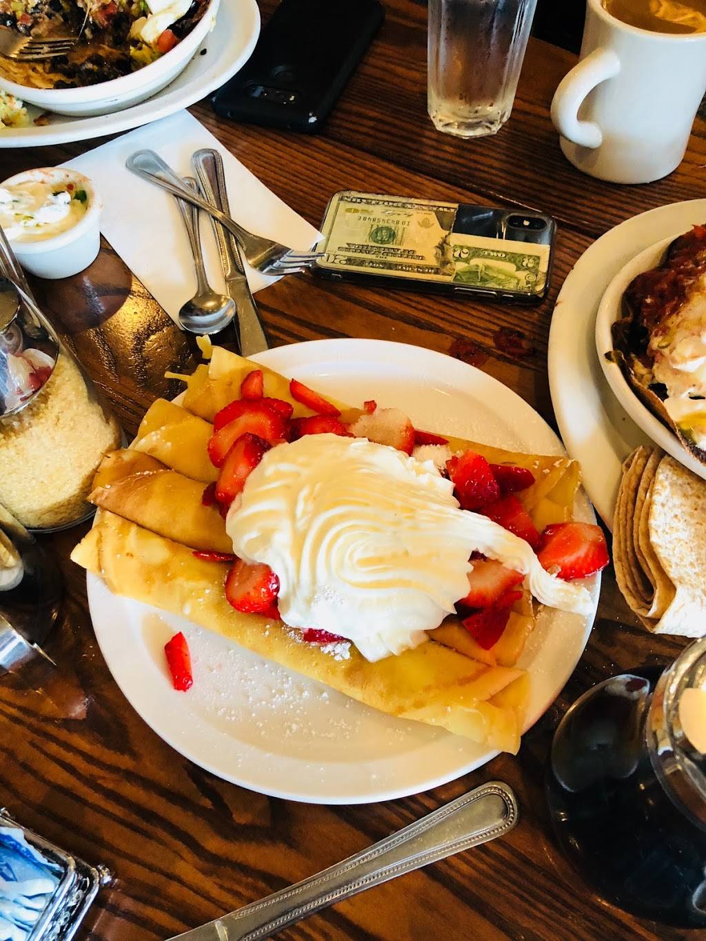 Stacks | restaurant | 600 Santa Cruz Ave, Menlo Park, CA 94025, USA | 6508380066 OR +1 650-838-0066