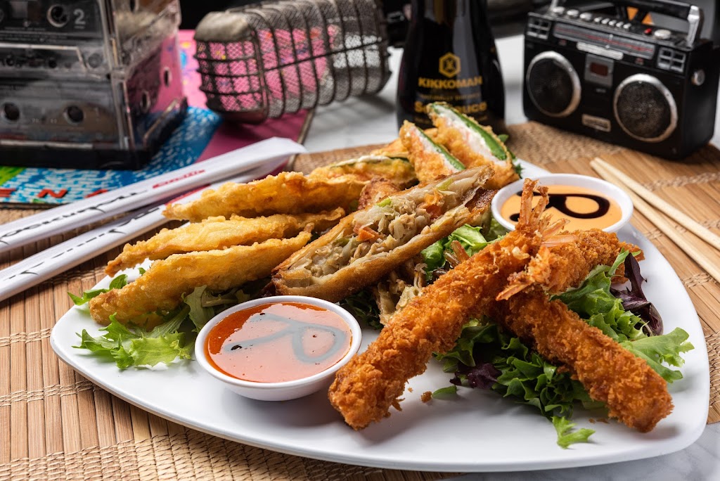 Rock n Roll Sushi - The Crossings | restaurant | 2266 Lebanon Pike, Nashville, TN 37214, USA | 6159224711 OR +1 615-922-4711