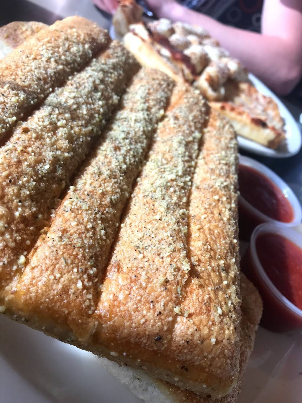 Pizza Hut | meal takeaway | 502 W Cunningham St, Butler, PA 16001, USA | 7242826514 OR +1 724-282-6514