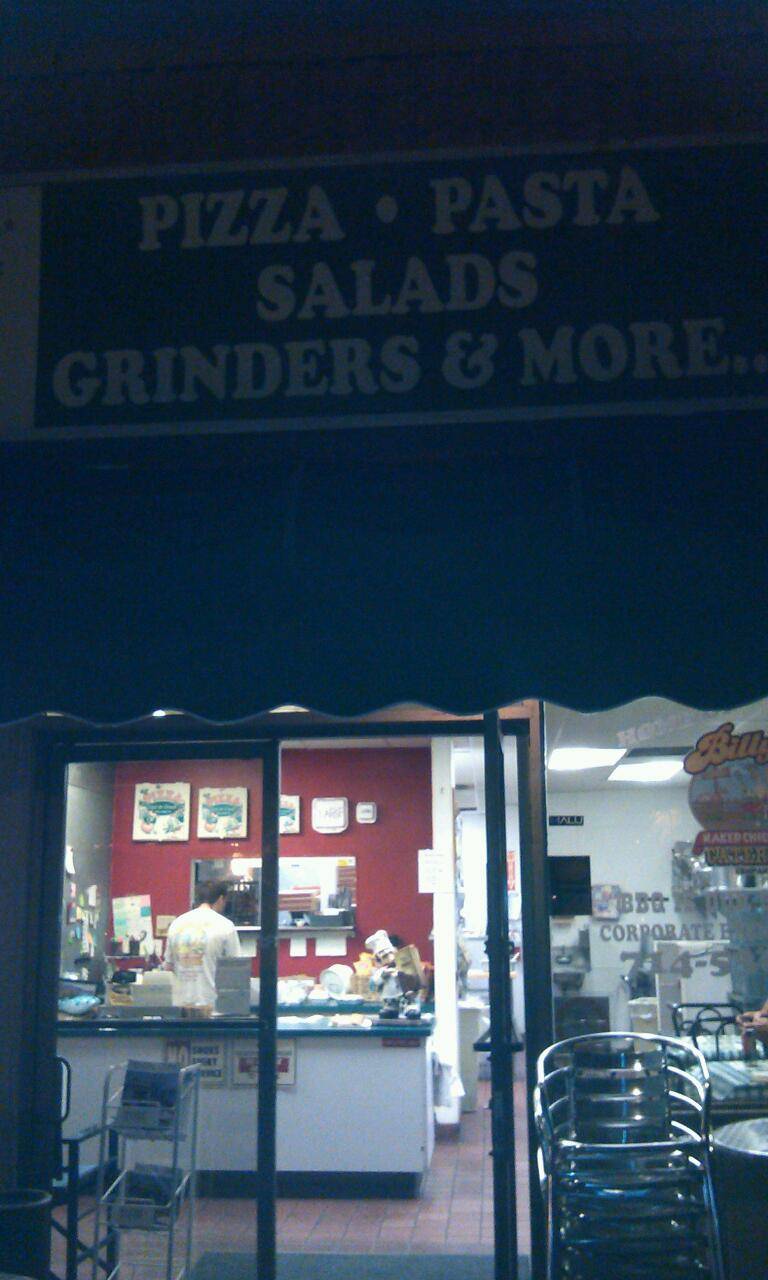 Nonna Luccis | restaurant | 19913 Beach Blvd, Huntington Beach, CA 92648, USA | 7145361160 OR +1 714-536-1160