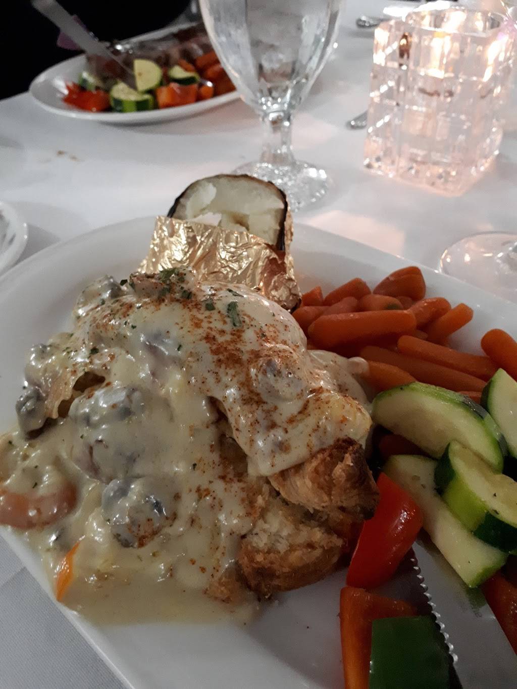 Royal Coachman | restaurant | 8087 2, Napanee, ON K7R 3K6, Canada | 6133549124 OR +1 613-354-9124