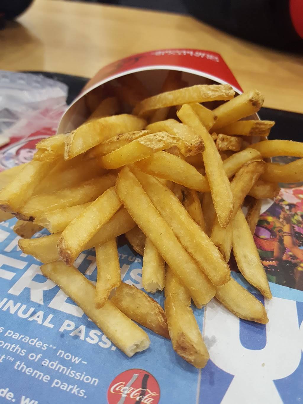 Wendys | restaurant | 6898 Bird Rd, Miami, FL 33155, USA | 3056612343 OR +1 305-661-2343