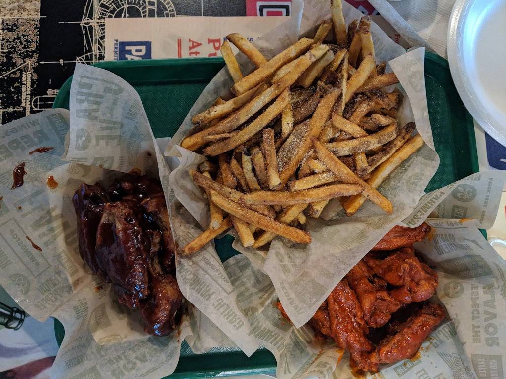 Wingstop | restaurant | 1001 Hampstead Blvd, Clinton, MS 39056, USA | 6019242423 OR +1 601-924-2423
