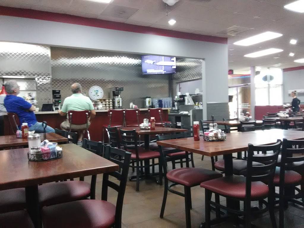 East 74 Restaurant | restaurant | 10915 Monroe Rd, Matthews, NC 28105, USA | 7048475035 OR +1 704-847-5035