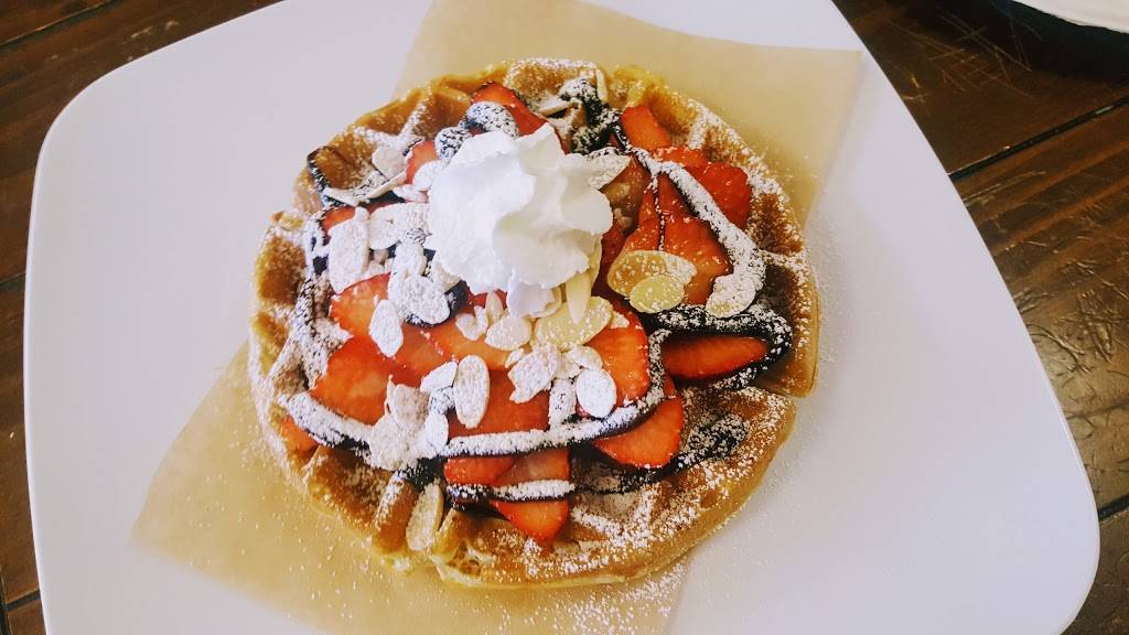 Sweet Berry | meal takeaway | 9432 Main St, Fairfax, VA 22031, USA | 7039782112 OR +1 703-978-2112