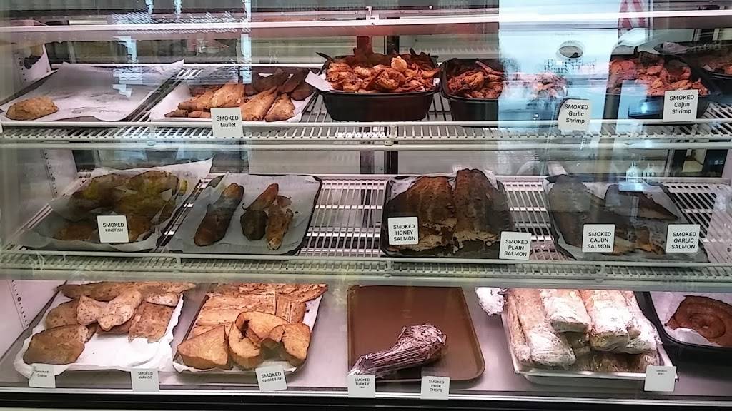 Mrs Peters Smoke House | restaurant | 1500 NE Dixie Hwy, Jensen Beach, FL 34957, USA | 7723342184 OR +1 772-334-2184