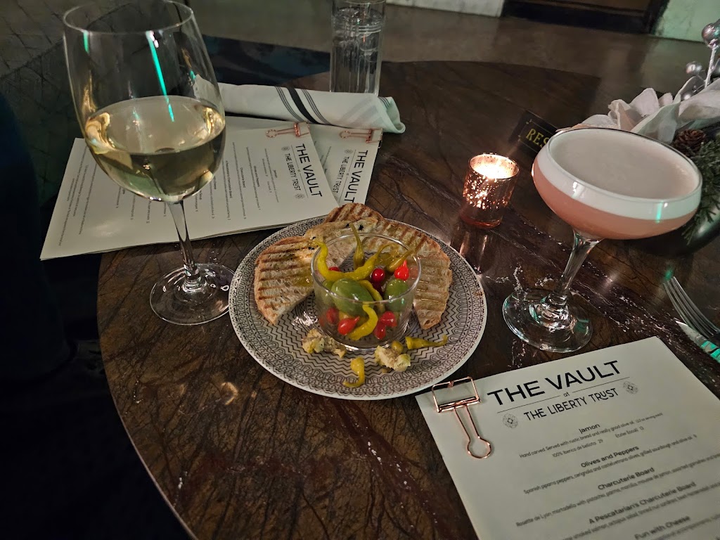 The Vault at The Liberty Trust | restaurant | 101 S Jefferson St, Roanoke, VA 24011, USA | 5402995100 OR +1 540-299-5100