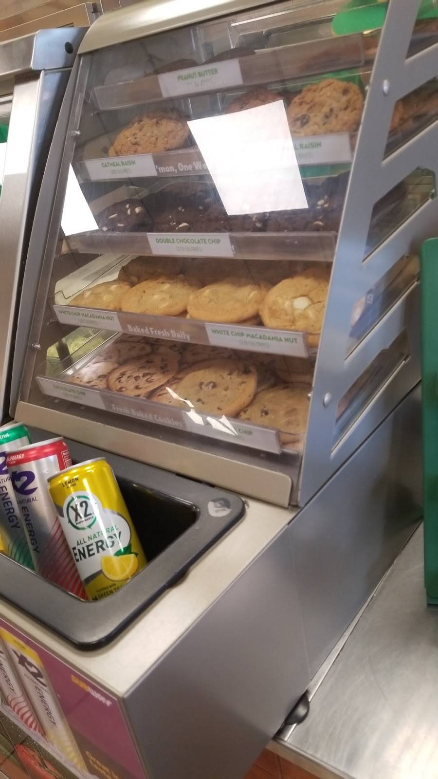 Subway | restaurant | 74499 CA-111, Palm Desert, CA 92260, USA | 7603467965 OR +1 760-346-7965