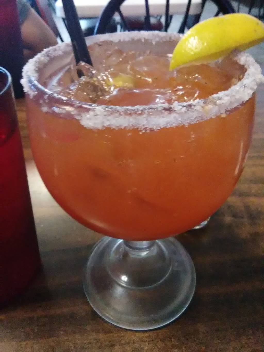 El Torreon Full Bar Restaurant | restaurant | 1505 Culebra Rd, San Antonio, TX 78201, USA | 2107360756 OR +1 210-736-0756