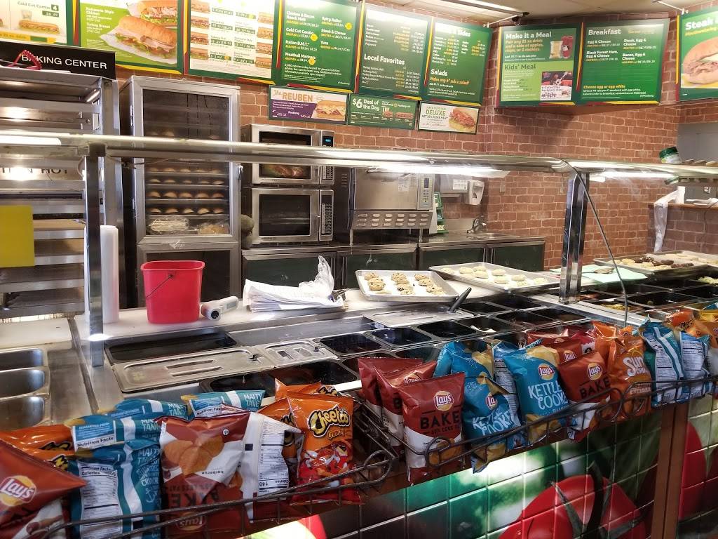 Subway Restaurants | restaurant | Zocalo Shopping Center, 1050 W Colfax Ave Unit D, Denver, CO 80204, USA | 3035723700 OR +1 303-572-3700