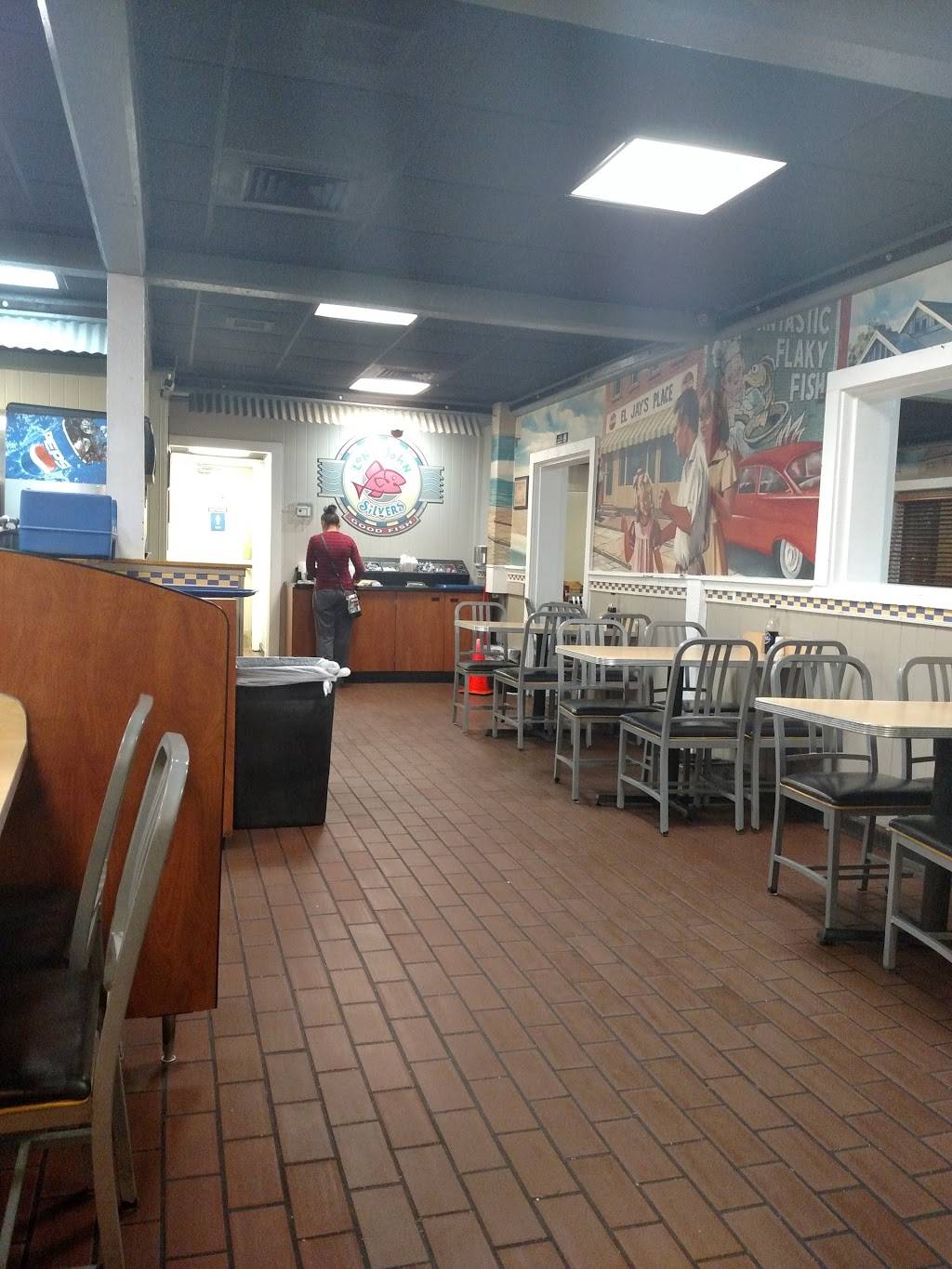 Long John Silvers | restaurant | 2227 SW Military Dr, San Antonio, TX 78224, USA | 2109229898 OR +1 210-922-9898