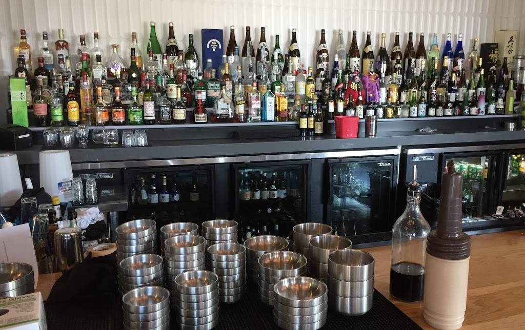 MISS SHABU 韩式火锅/涮羊肉／顶级安格斯牛肉／美国羊肉／有机鸡肉／海鮮／牛骨汤/日本清酒、鸡尾酒 | night club | 5450 Beach Blvd #102, Buena Park, CA 90621, USA | 7144643222 OR +1 714-464-3222