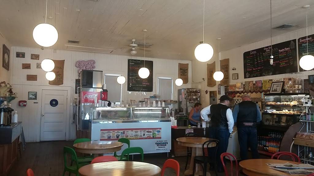 Mels Mocha & Ice Cream | cafe | 14131 River Rd, Walnut Grove, CA 95690, USA | 9167764333 OR +1 916-776-4333