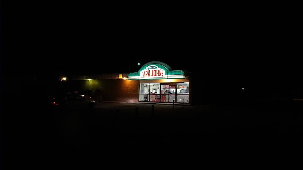 Papa Johns Pizza | restaurant | 65 W Walnut Ave, Painesville, OH 44077, USA | 4403521916 OR +1 440-352-1916