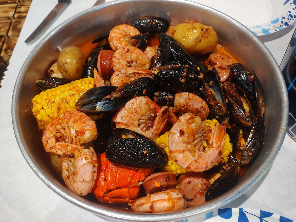 Krackin Cajun Seafood House Springfield | restaurant | 3644 S Campbell Ave, Springfield, MO 65807, USA | 4177715902 OR +1 417-771-5902