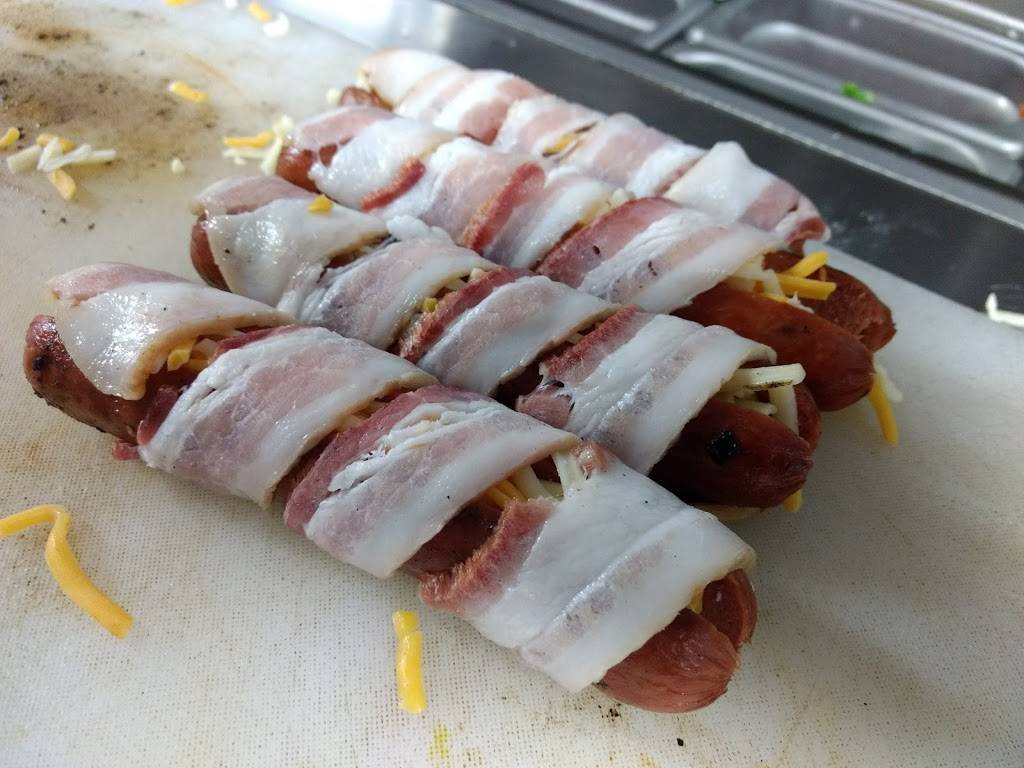 RWBs Chow Bus | restaurant | 10415 Old Manchaca Rd, Austin, TX 78748, USA | 5129619092 OR +1 512-961-9092