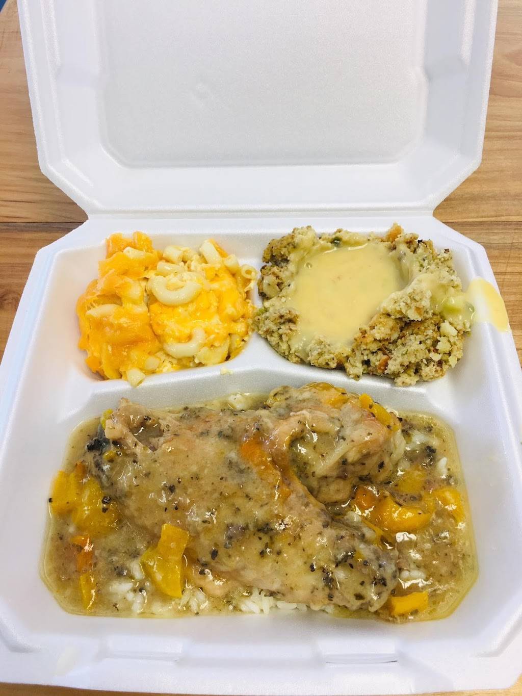 R & R Catering | restaurant | 1194 East Ave, Cedartown, GA 30125, USA | 7066768707 OR +1 706-676-8707