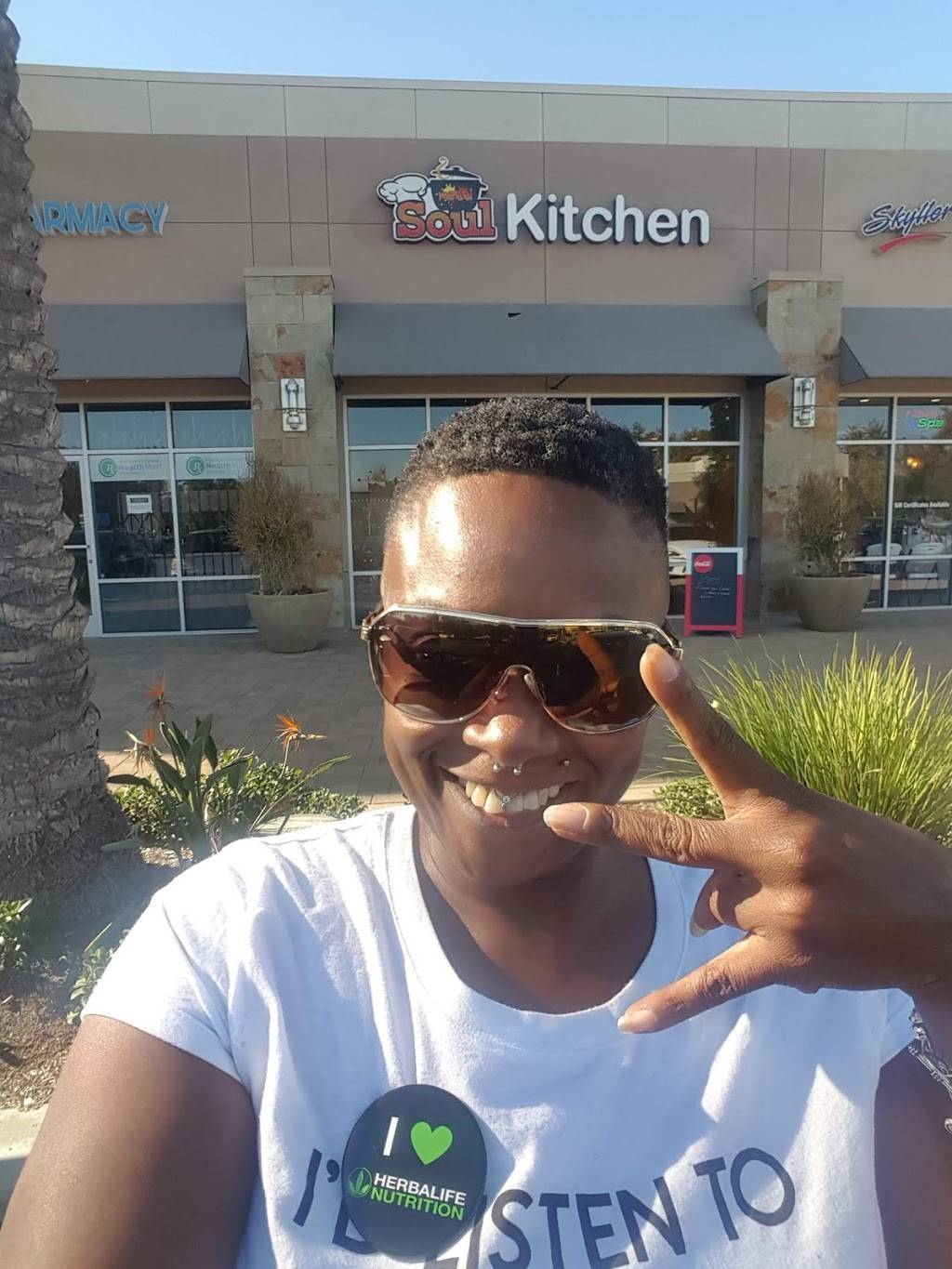 Messi Soul Kitchen | restaurant | 4270 Riverwalk Pkwy #104, Riverside, CA 92505, USA | 9515886252 OR +1 951-588-6252