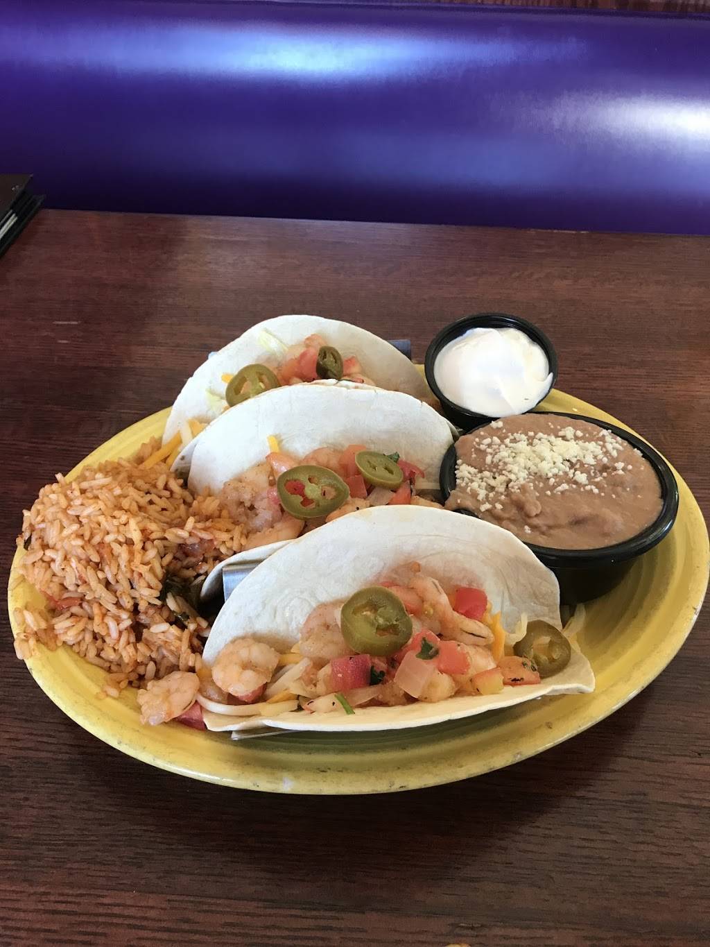 Nacho Mama’s | restaurant | 1000 S Clearview Pkwy, New Orleans, LA 70123, USA | 5047361188 OR +1 504-736-1188