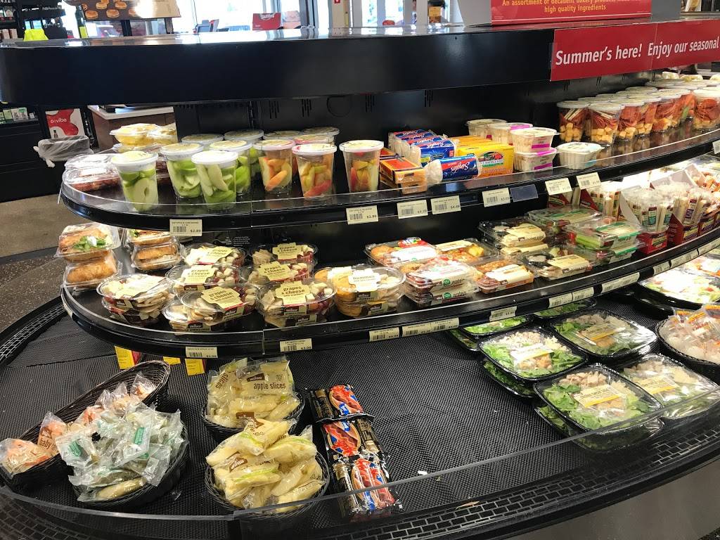 Wawa | cafe | 2390 Plank Rd, Fredericksburg, VA 22401, USA | 5408992043 OR +1 540-899-2043