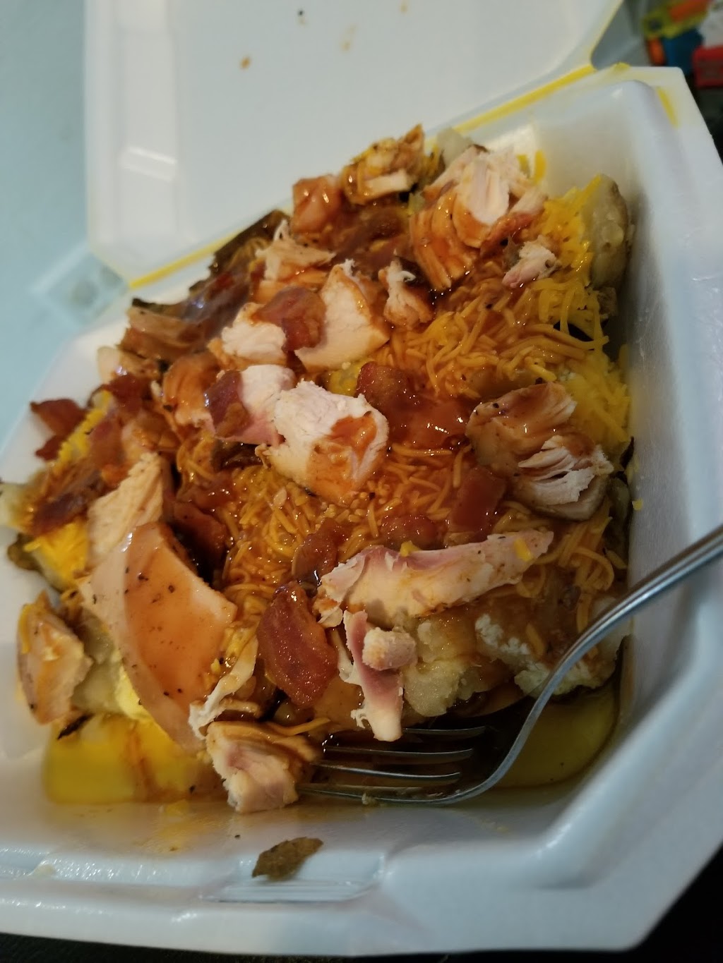 Burton Backyard Barbeque | restaurant | 24802 TX-124 ste 1, Hamshire, TX 77622, USA | 7133761903 OR +1 713-376-1903