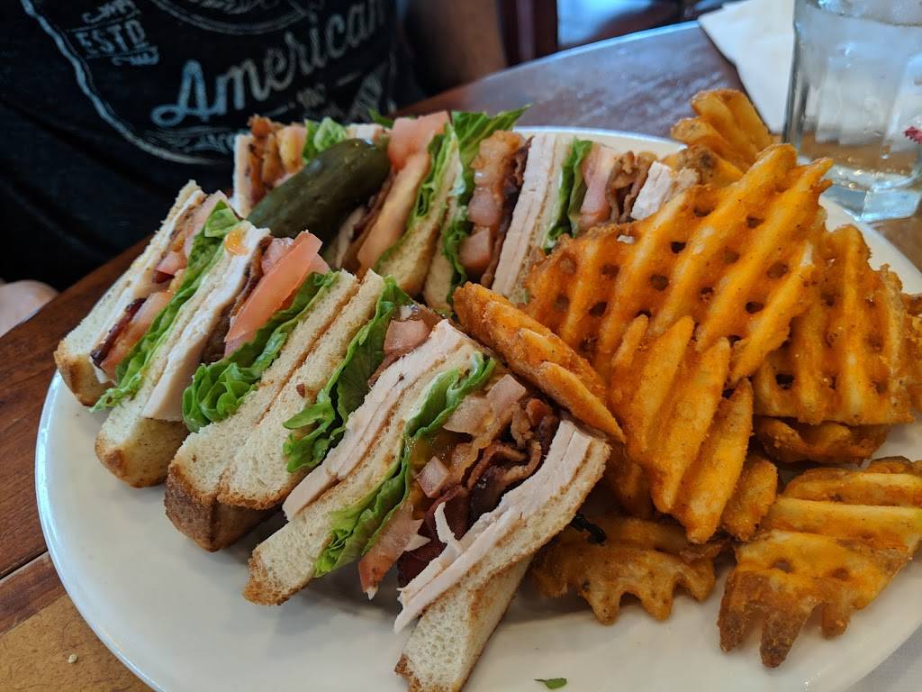 Lumes Pancake House and Restaurant | restaurant | 1902 Fabyan Pkwy, Batavia, IL 60510, USA | 6307619676 OR +1 630-761-9676