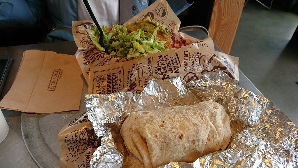 Chipotle Mexican Grill | restaurant | 304 Soscol Ave Ste F, Napa, CA 94559, USA | 7072271200 OR +1 707-227-1200