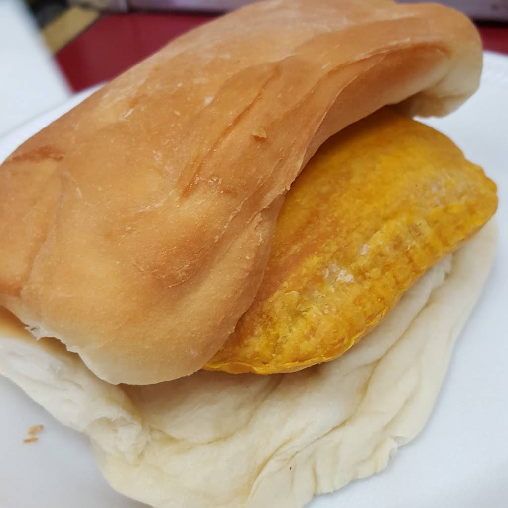 The Flavor Spot ll | restaurant | 5013 N Broad St, Philadelphia, PA 19141, USA | 2154557768 OR +1 215-455-7768