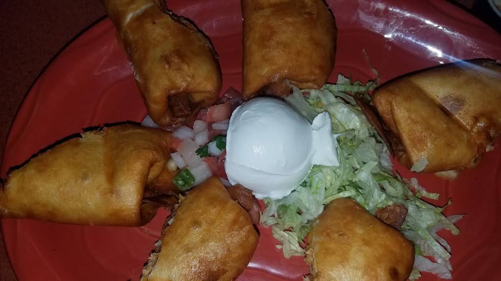 Caliente La Fiesta Mexicana | restaurant | 623 George St, De Pere, WI 54115, USA | 9203368737 OR +1 920-336-8737