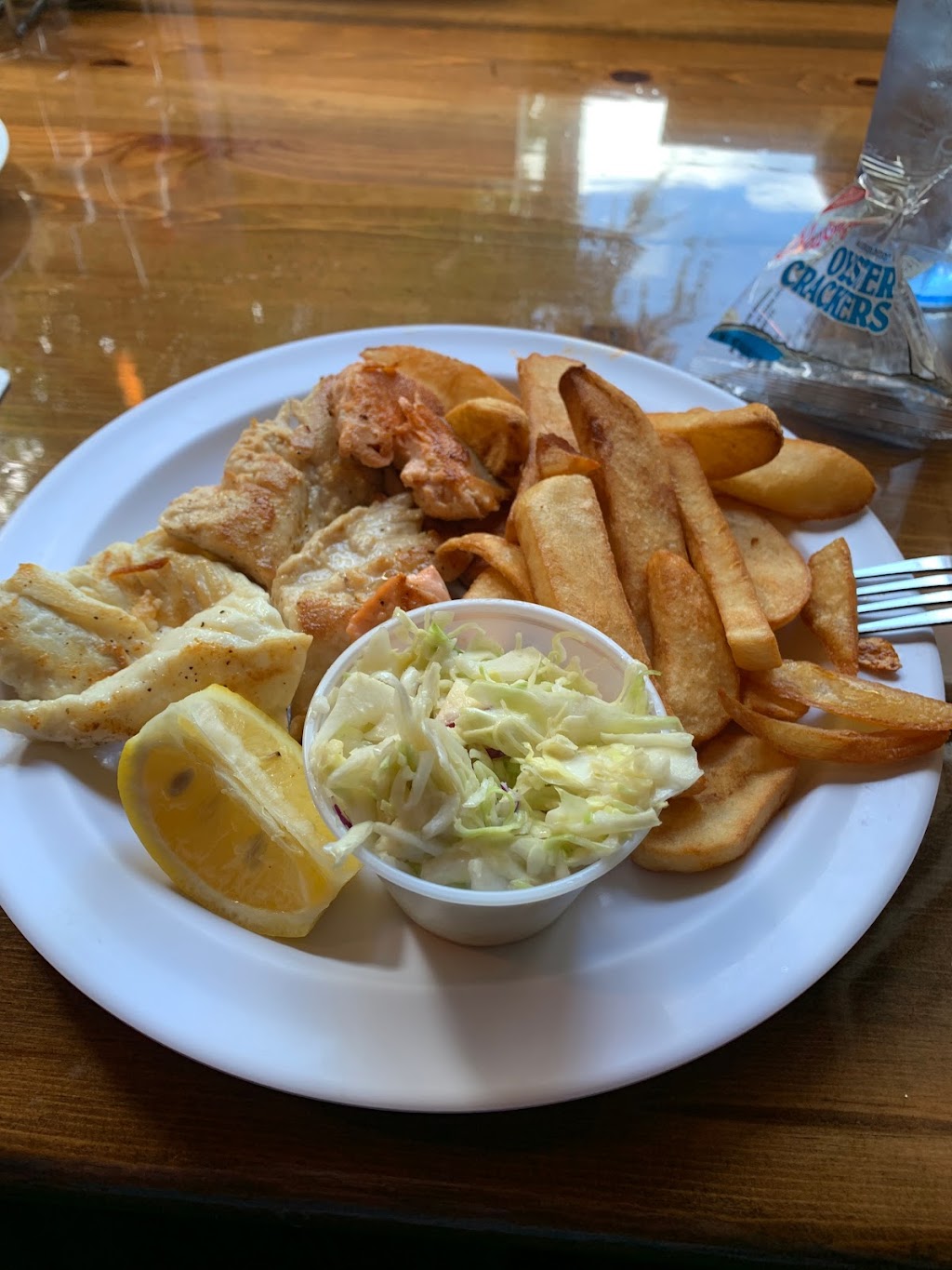 Luna Sea Fish House | restaurant | 10111 NW Pacific Coast Hwy, Seal Rock, OR 97376, USA | 5415635862 OR +1 541-563-5862