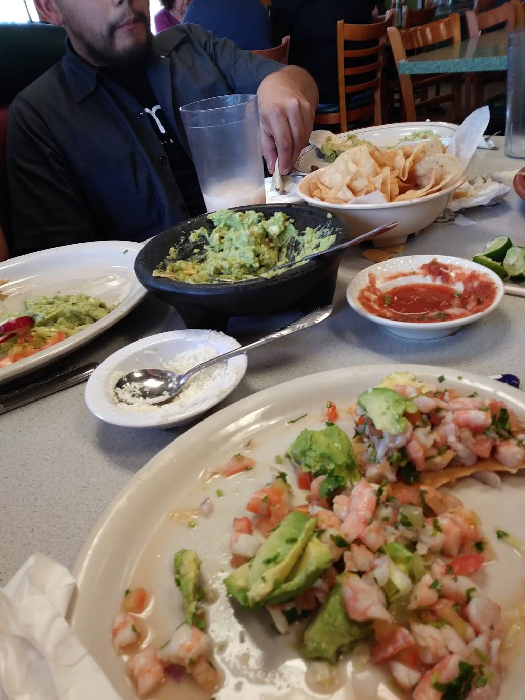 Mariscos Las Brisas | restaurant | 13460 Central Ave a, Chino, CA 91710, USA | 9099025024 OR +1 909-902-5024