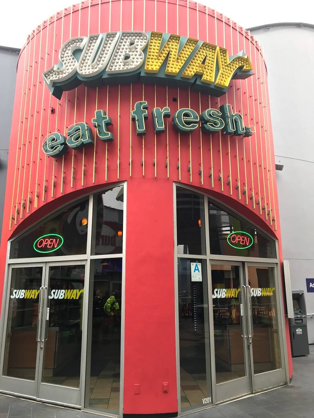 Subway Restaurants | restaurant | 1000 Universal Center Dr, V 201, Universal City Walk, Universal City, CA 91608, USA | 8185091175 OR +1 818-509-1175