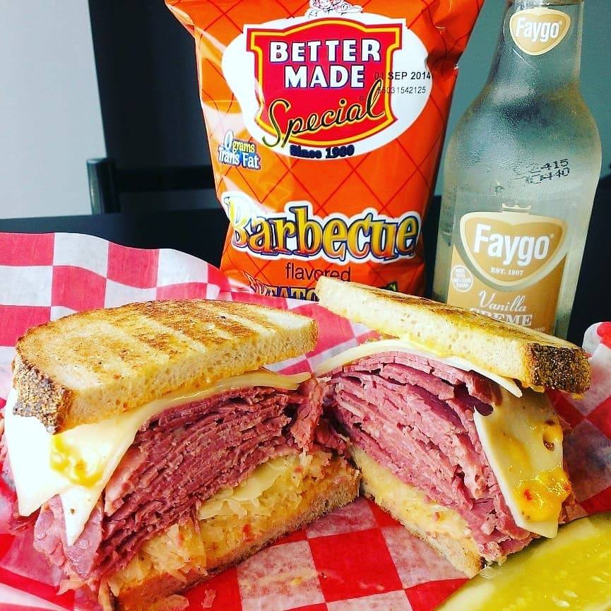 Macs Cornedbeef | restaurant | 2940 Murfreesboro Pike #114, Antioch, TN 37013, USA | 6153663337 OR +1 615-366-3337