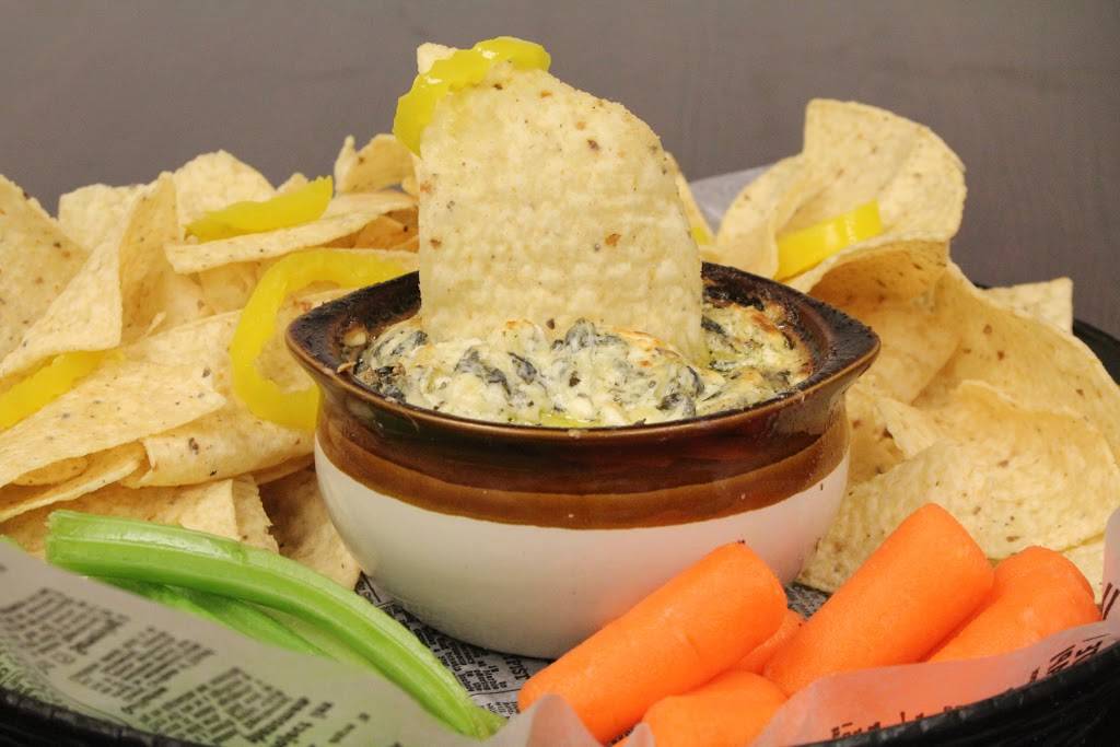 Canterbury Hill Winery and Restaurant | restaurant | 1707 S Summit Dr, Holts Summit, MO 65043, USA | 5738969966 OR +1 573-896-9966