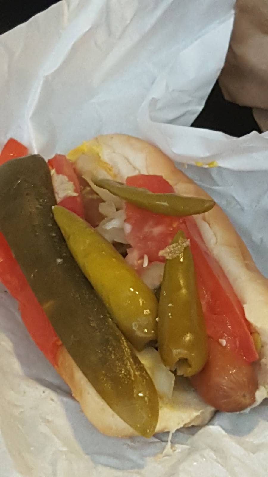 Quick Bite Carry Outs | meal takeaway | 5155 N Western Ave, Chicago, IL 60625, USA | 7739894918 OR +1 773-989-4918