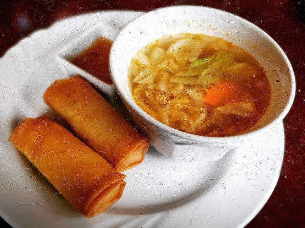 Nine Thai Cuisine | restaurant | 2349 N. Clark St, Chicago, IL 60614, USA | 7733607087 OR +1 773-360-7087