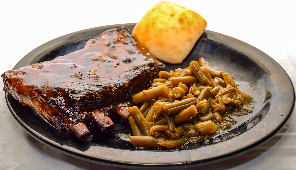 Bettys Parkway Restaurant | restaurant | 912 Riverside Dr, Columbia, TN 38401, USA | 9313885570 OR +1 931-388-5570