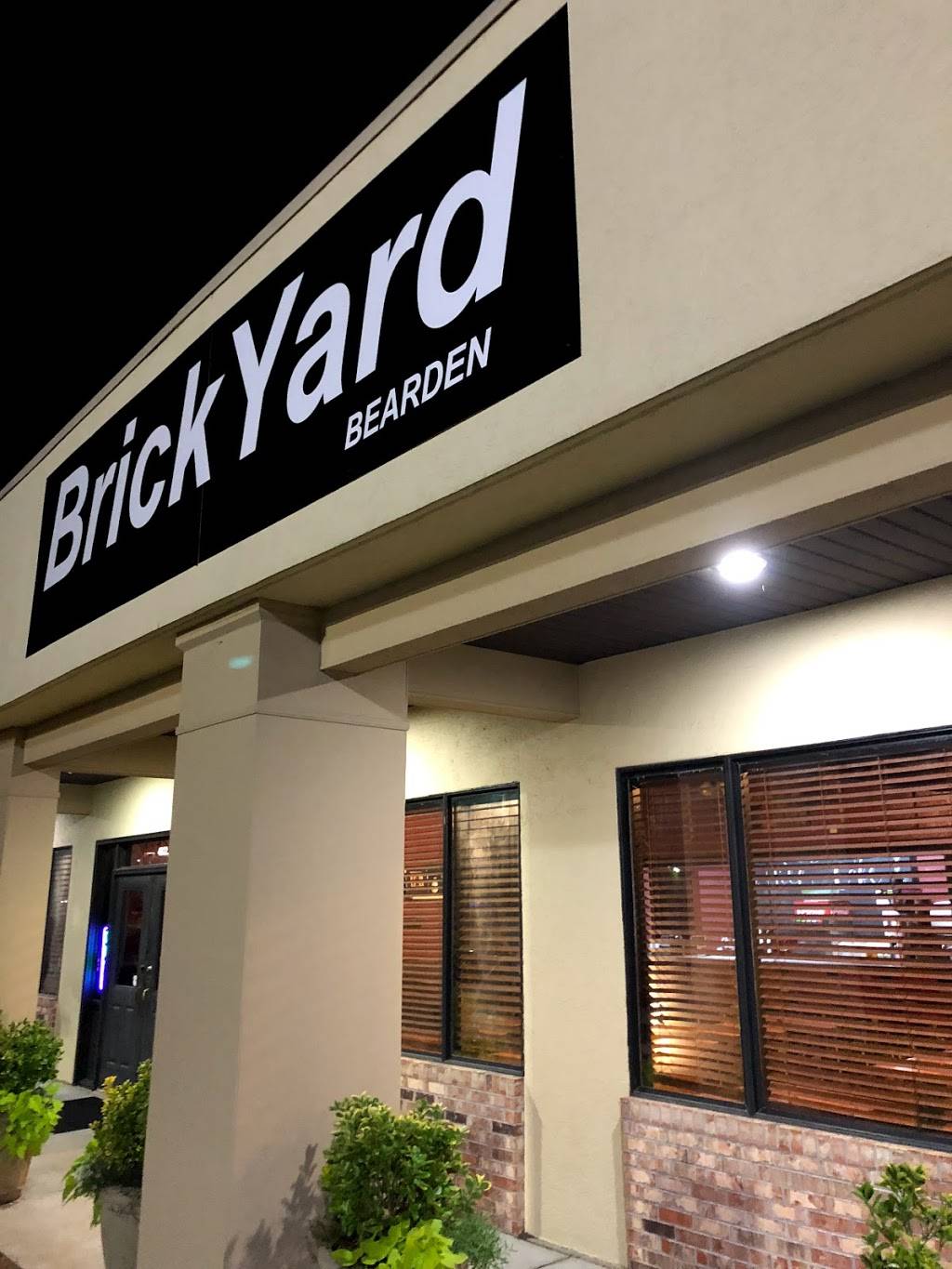 Brickyard Bar & BBQ | restaurant | 4928 Homberg Dr Suite A6-8, Knoxville, TN 37919, USA | 8652404967 OR +1 865-240-4967
