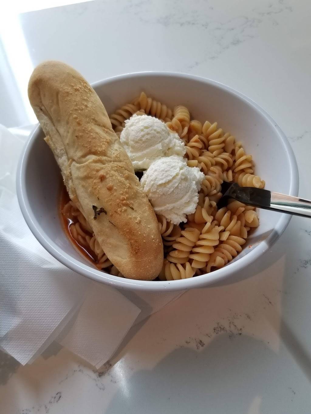 Downtown Kitchen | restaurant | 777 E Wisconsin Ave, Milwaukee, WI 53202, USA | 4142870303 OR +1 414-287-0303