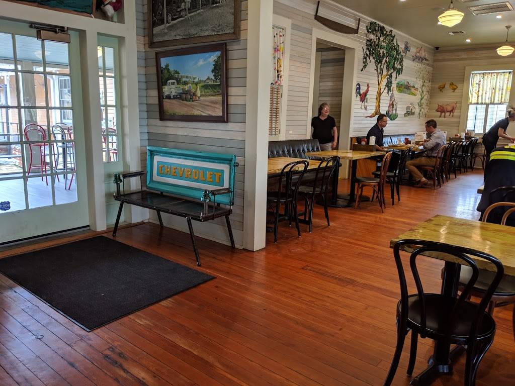 Truck Farm Tavern | restaurant | 11760 River Rd, St Rose, LA 70087, USA | 5046990099 OR +1 504-699-0099