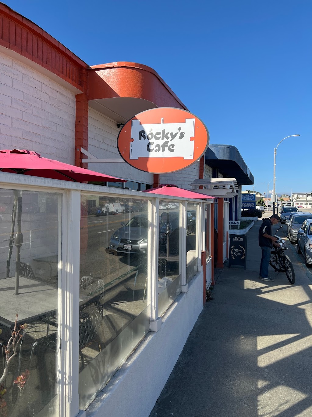 Rockys Cafe | restaurant | 1642 Del Monte Blvd, Seaside, CA 93955, USA | 8317471414 OR +1 831-747-1414