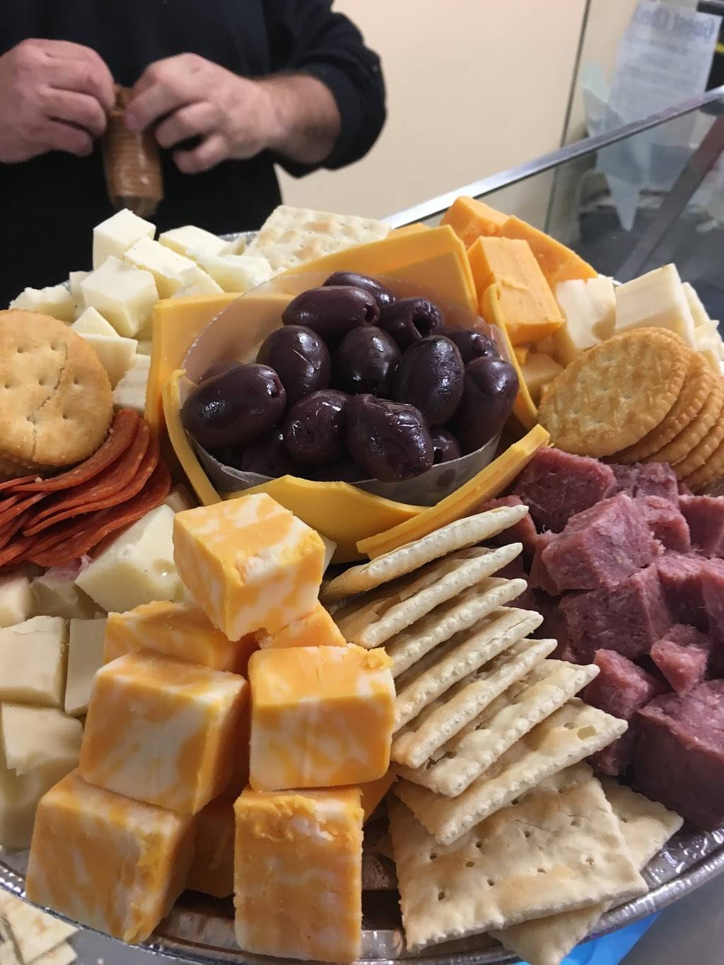 Vinnys Italian Gourmet | restaurant | 272 Washington St, Newark, NJ 07102, USA | 9737990980 OR +1 973-799-0980