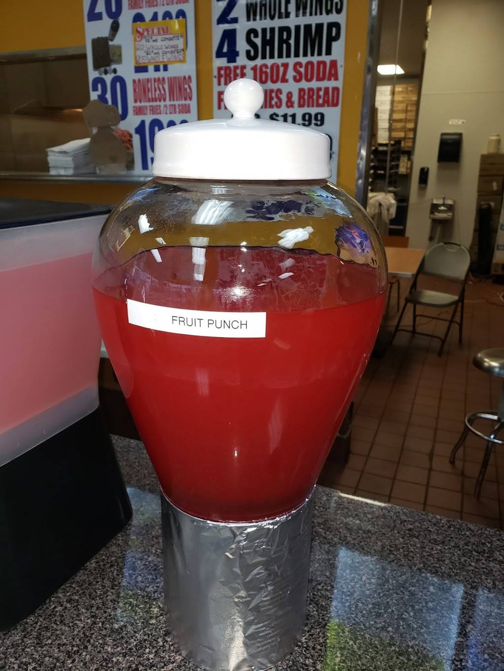 Jr fish and chicken | restaurant | 3541 Riverdale Rd, Memphis, TN 38115, USA | 9013056490 OR +1 901-305-6490