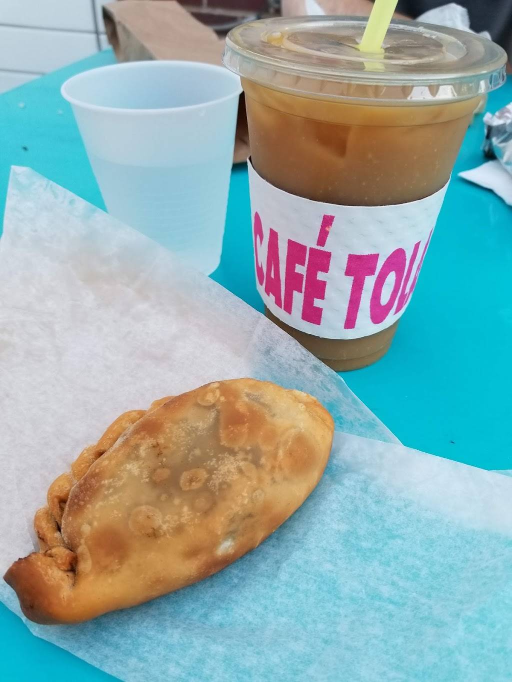 Cafe Tola #3 | restaurant | 1625 W Addison St, Chicago, IL 60613, USA | 7736611869 OR +1 773-661-1869