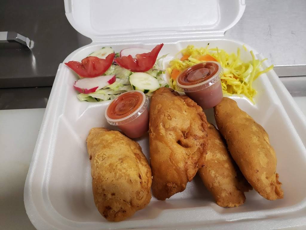 Pupuseria Cinco Estrellas | restaurant | 600 SE 146th Ave, Portland, OR 97233, USA | 5037646675 OR +1 503-764-6675