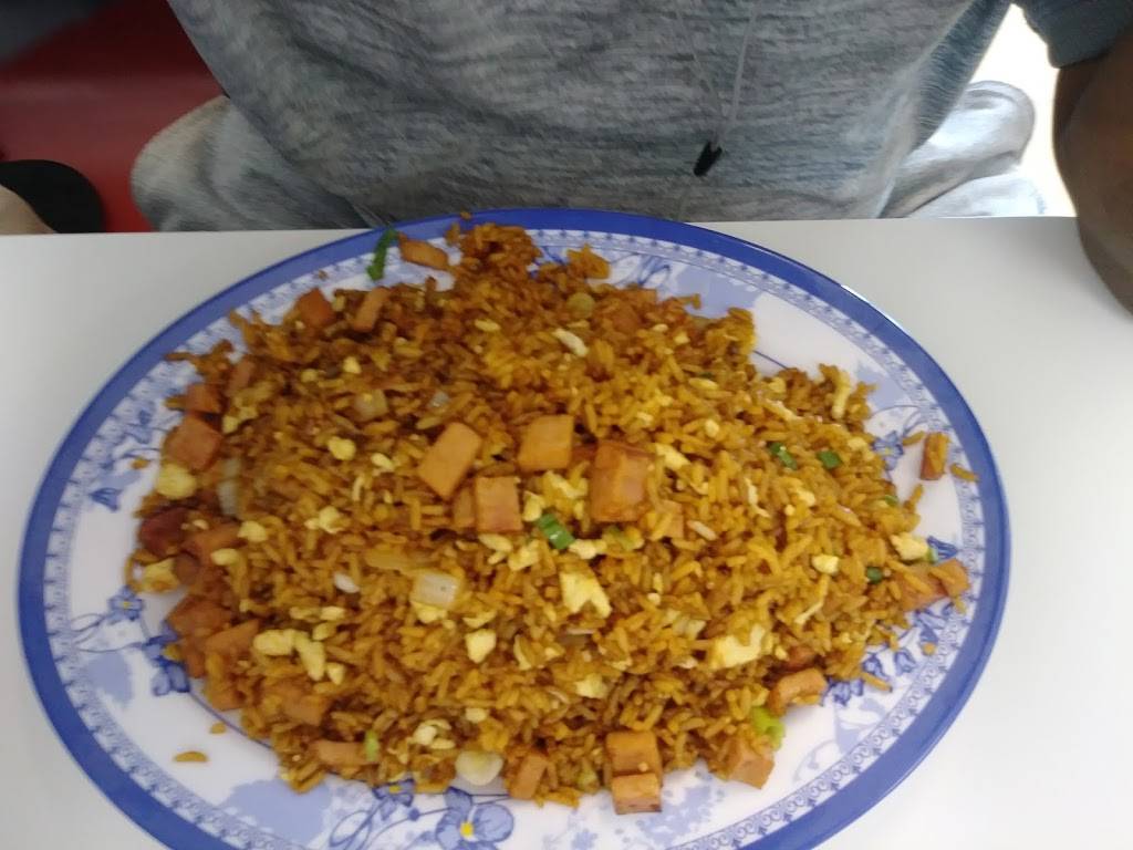 Chop Suey | restaurant | Festival Dr, Ferguson, MO 63135, USA | 3145216464 OR +1 314-521-6464