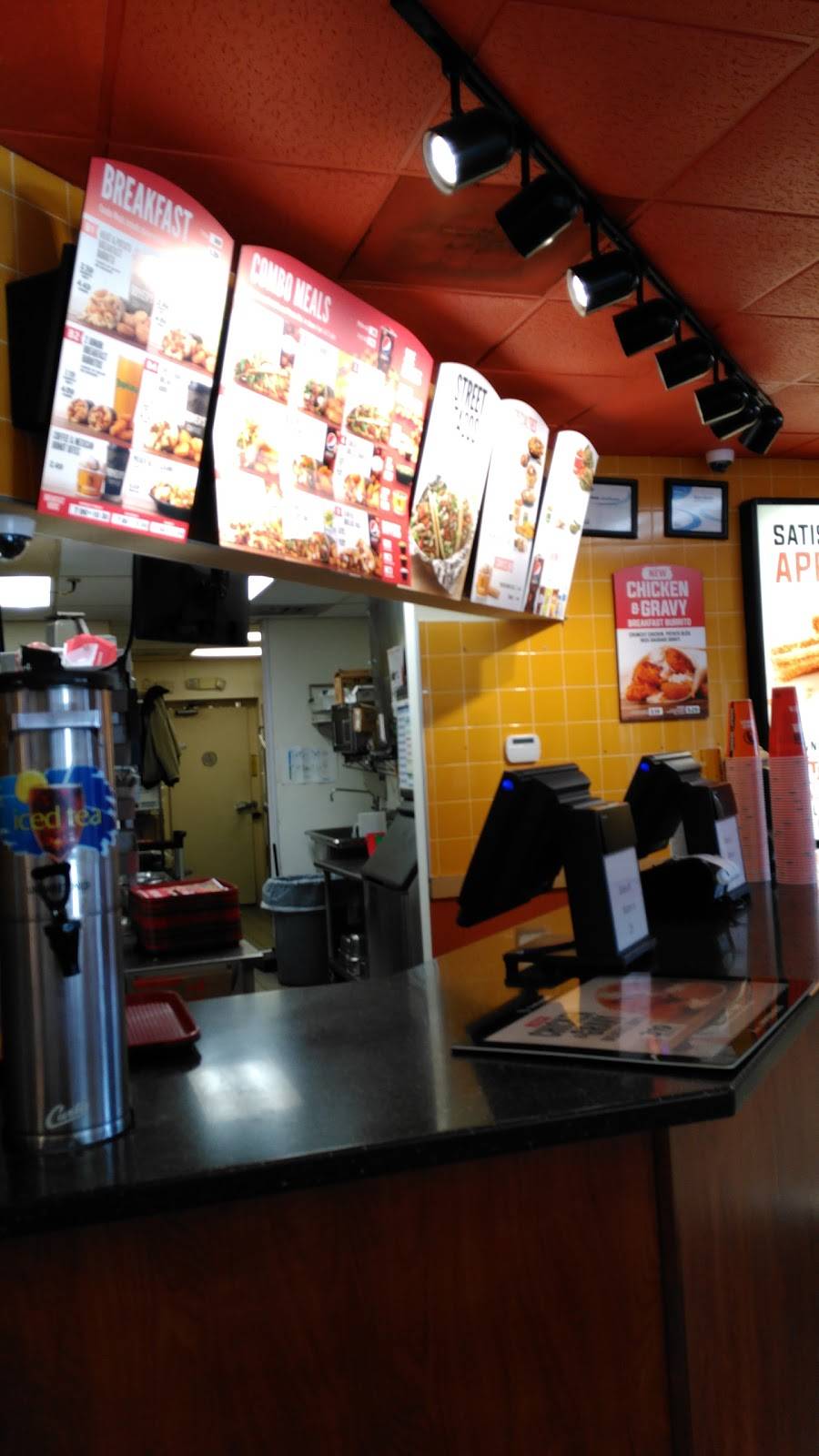 Taco Johns | restaurant | 17 E 20th St, Dubuque, IA 52001, USA | 5635823443 OR +1 563-582-3443