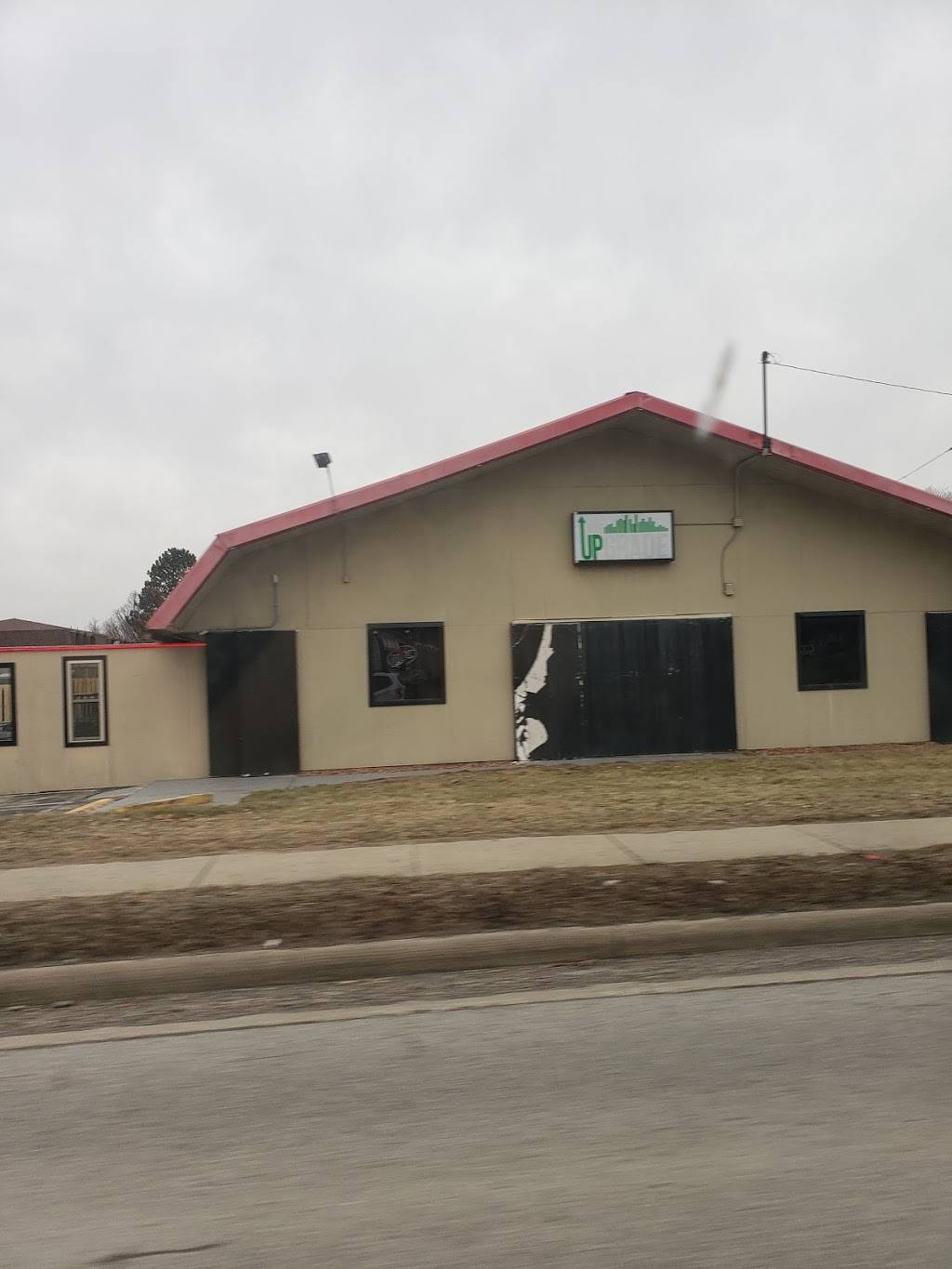 The Upgrade Food and Spirits | restaurant | 2640 W Laskey Rd, Toledo, OH 43613, USA | 4194743971 OR +1 419-474-3971