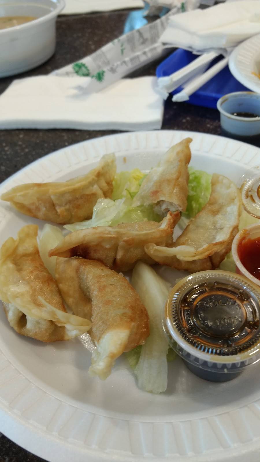 Sushi GoGo | restaurant | 3728 Rivertown Pkwy, Grandville, MI 49418, USA | 6163370403 OR +1 616-337-0403