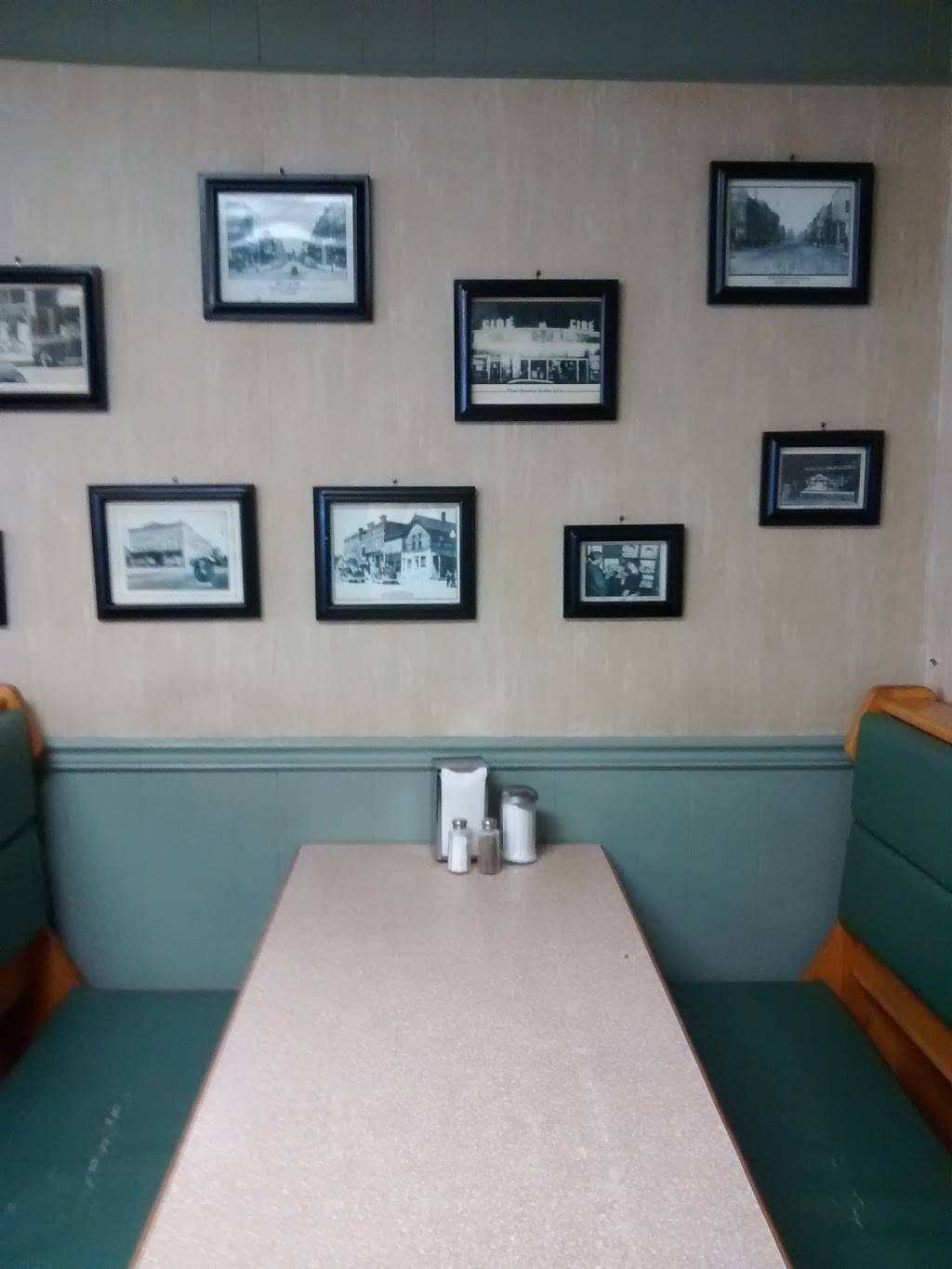 The Grill Inc | restaurant | 60 A St NE, Linton, IN 47441, USA | 8128479010 OR +1 812-847-9010